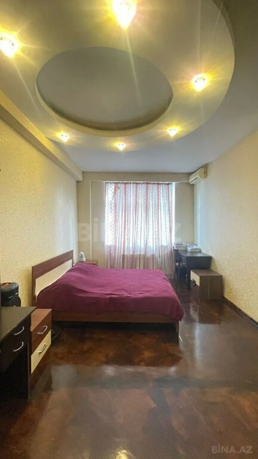 Satılır 3 otaqlı mənzil 140 m²