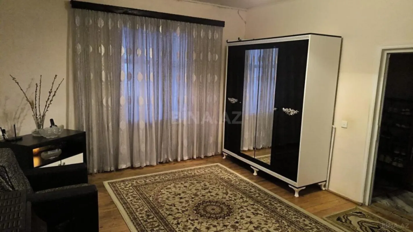 Satılır 3 otaqlı həyət evi 100 m²