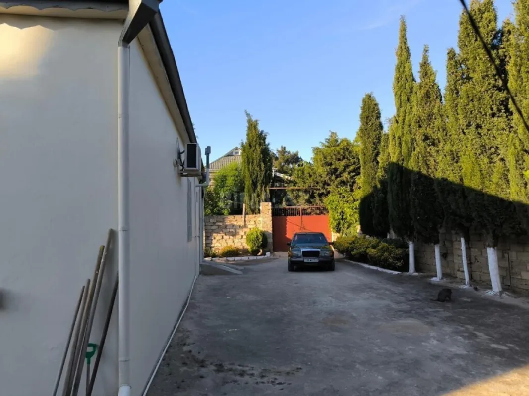 Satılır 3 otaqlı həyət evi 100 m²