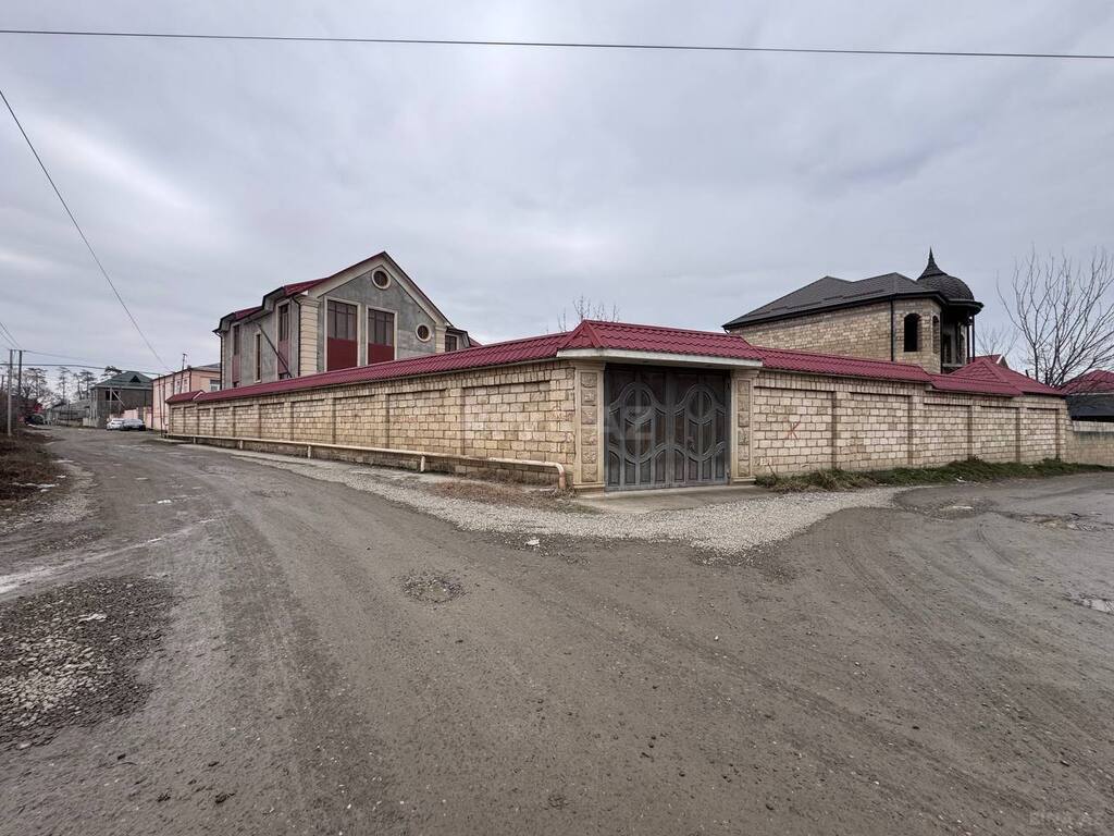 Satılır 5 otaqlı həyət evi 330 m² — Quba 5 otaq 330.00 m²