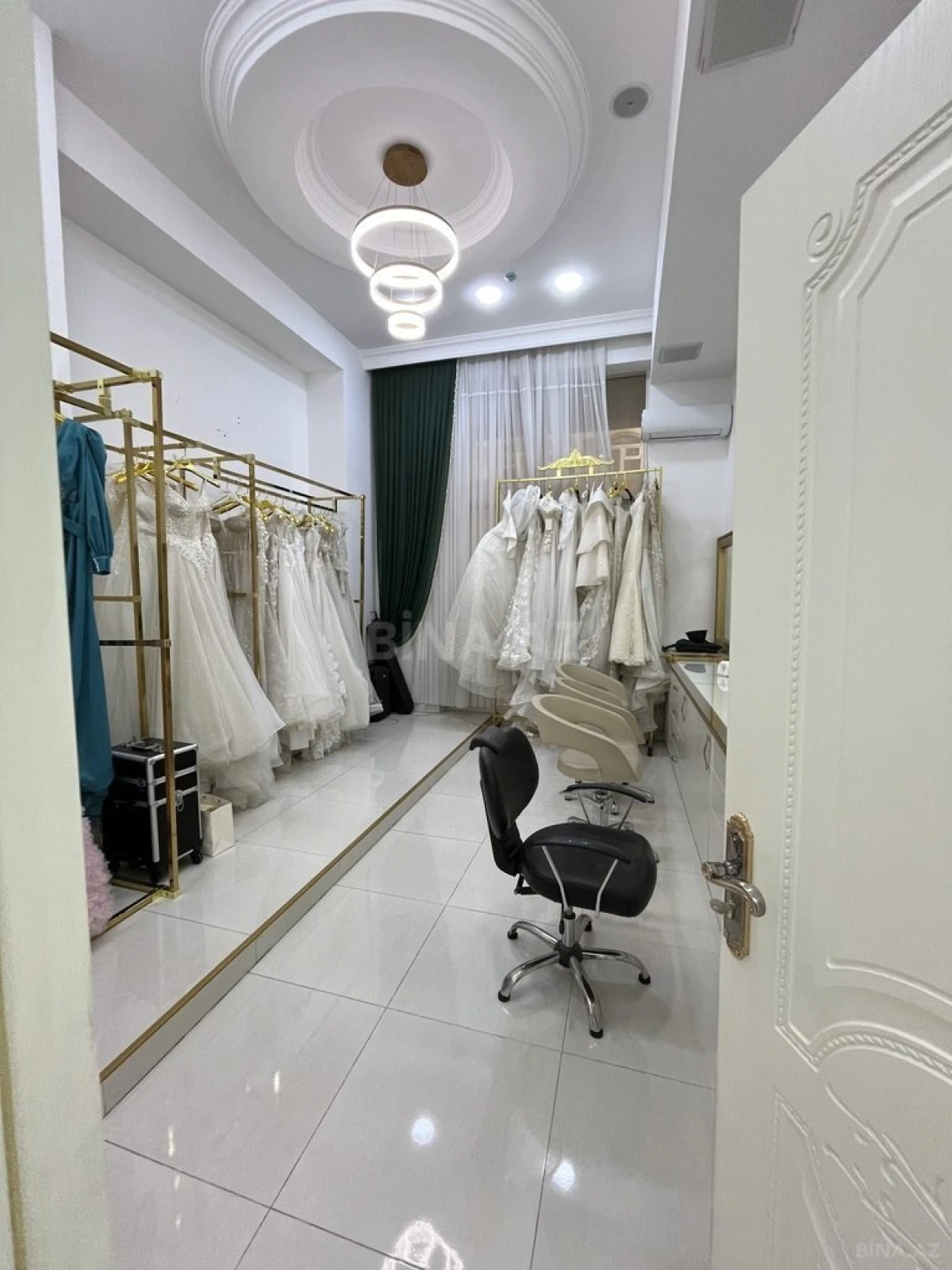 Satılır obyekt 170 m²