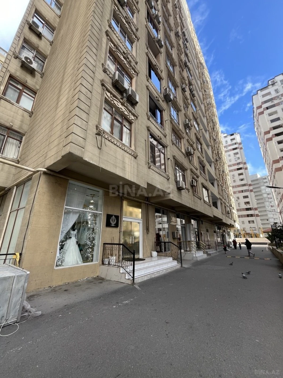 Satılır obyekt 170 m²