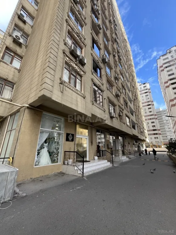 Satılır obyekt 170 m²