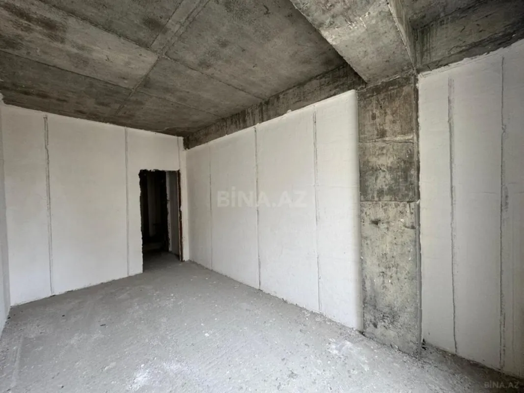 Satılır 3 otaqlı mənzil 110 m²