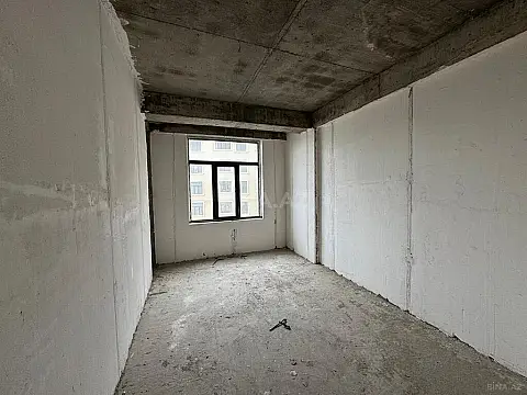 Satılır 3 otaqlı mənzil 110 m²