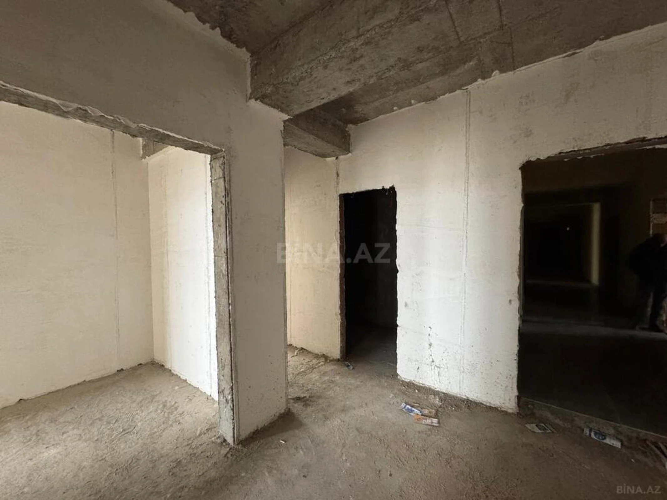 Satılır 3 otaqlı mənzil 110 m²
