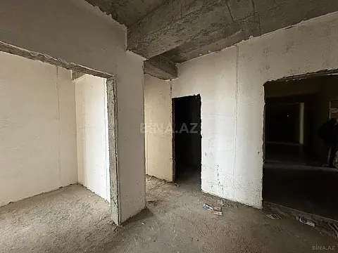 Satılır 3 otaqlı mənzil 110 m²