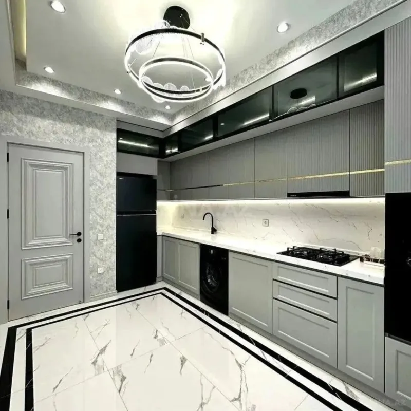 Satılır 3 otaqlı mənzil 136 m²