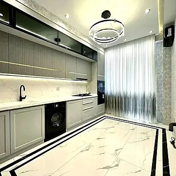 Satılır 3 otaqlı mənzil 136 m²