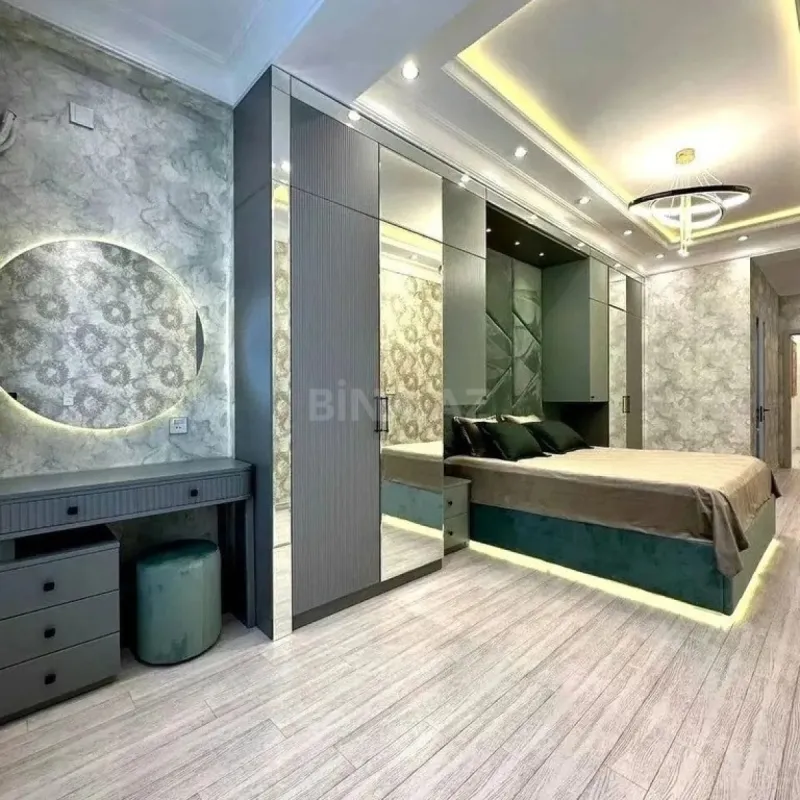 Satılır 3 otaqlı mənzil 136 m²