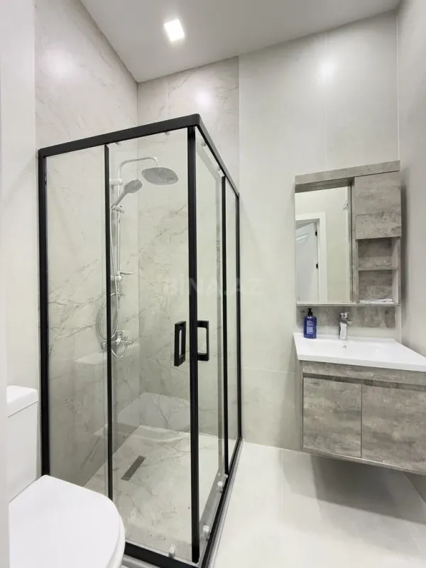Satılır 4 otaqlı həyət evi 155 m²