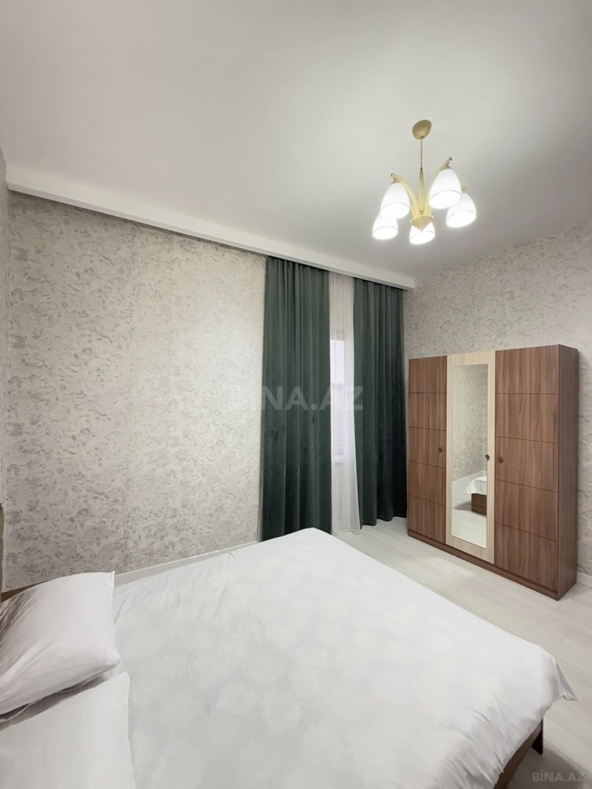 Satılır 4 otaqlı həyət evi 155 m²