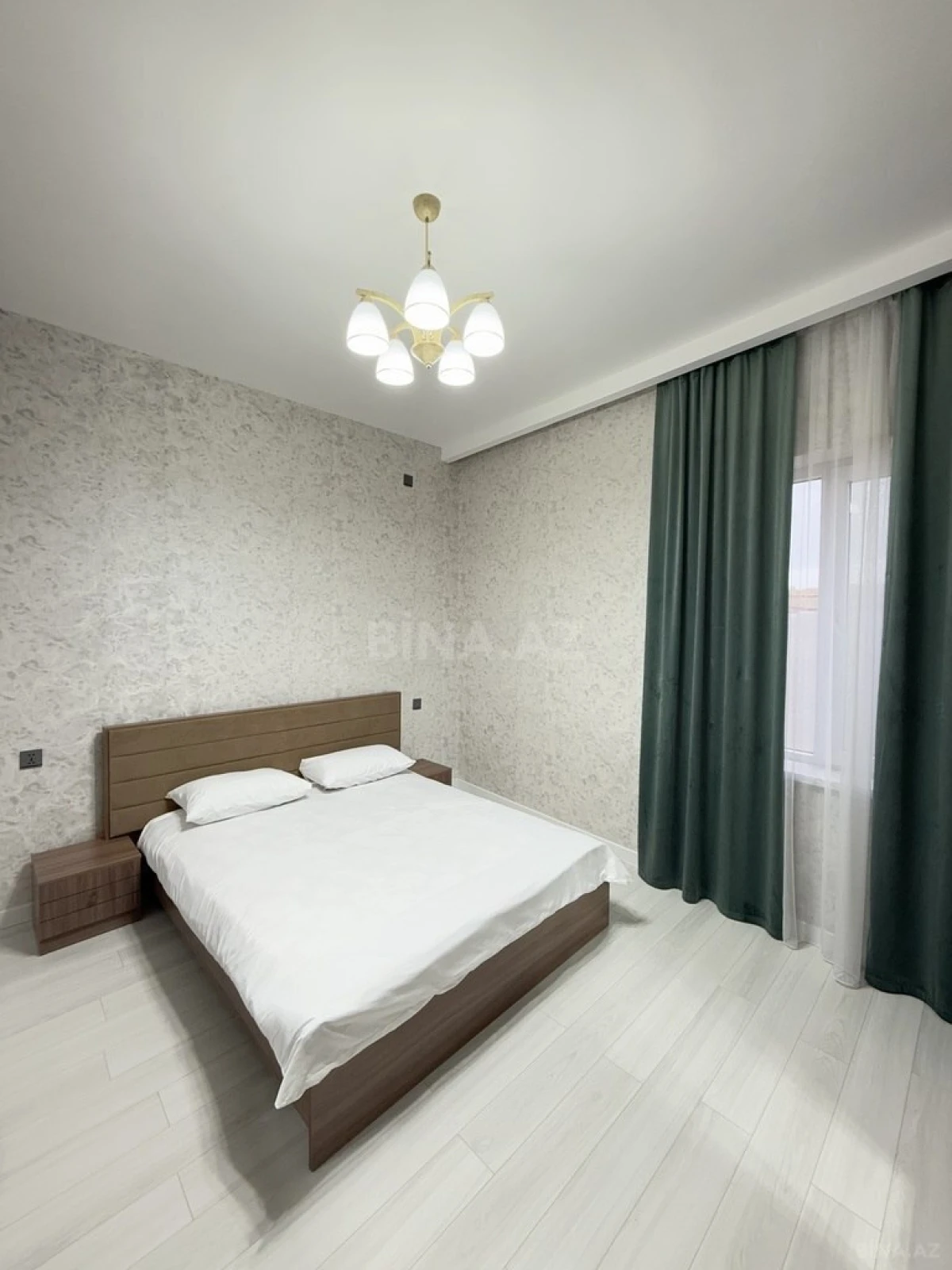 Satılır 4 otaqlı həyət evi 155 m²