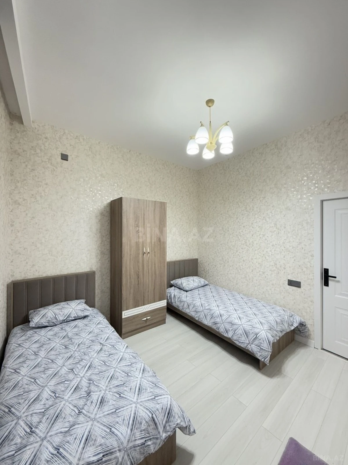 Satılır 4 otaqlı həyət evi 155 m²