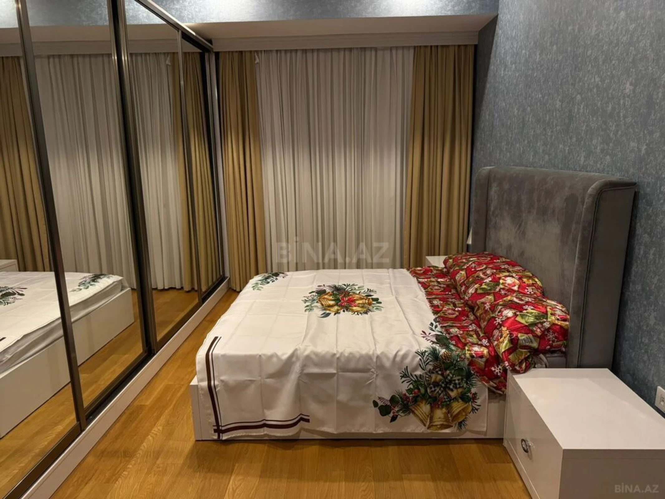 Satılır 2 otaqlı mənzil 107 m²