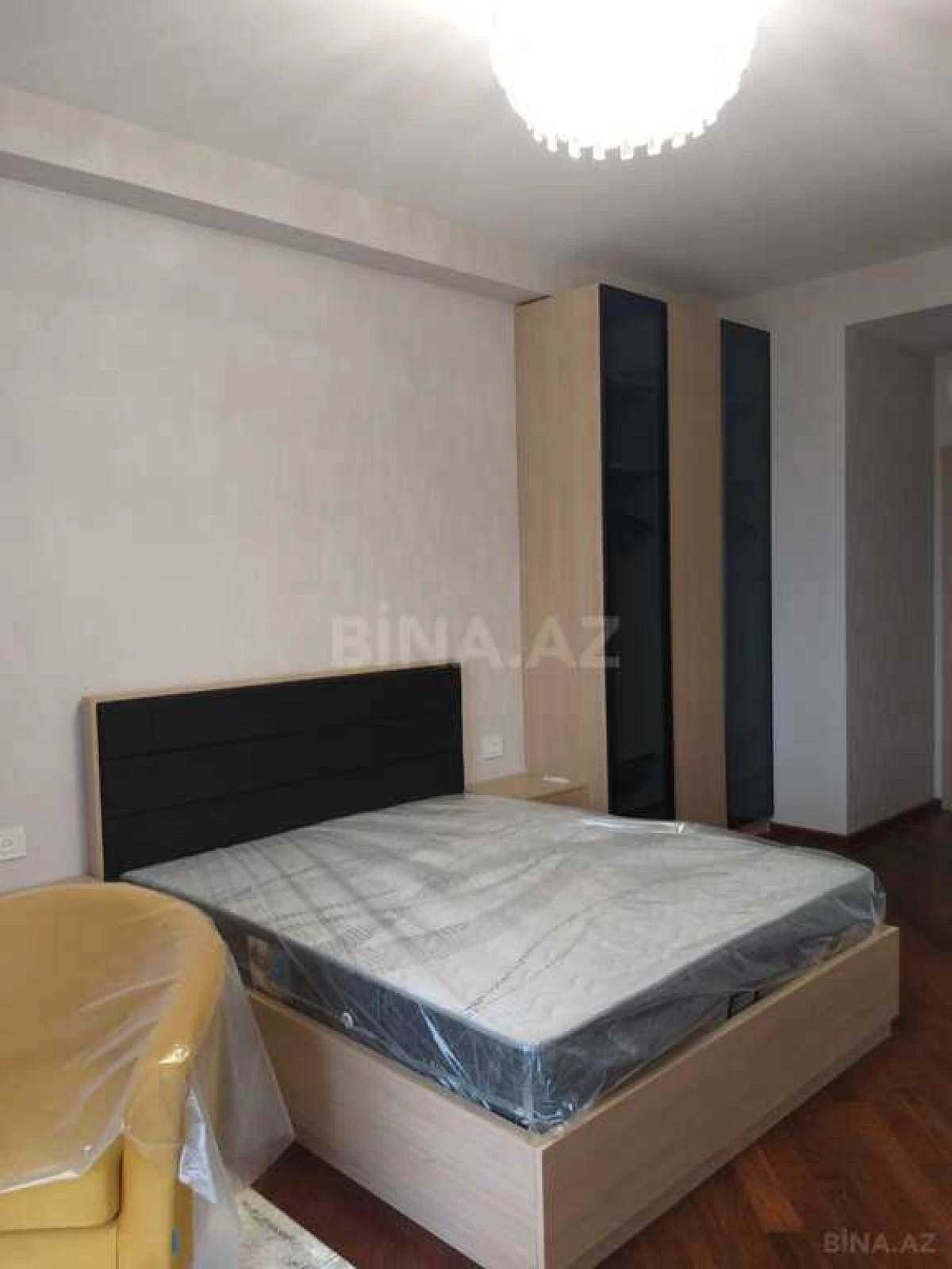 Satılır 3 otaqlı mənzil 94.5 m²