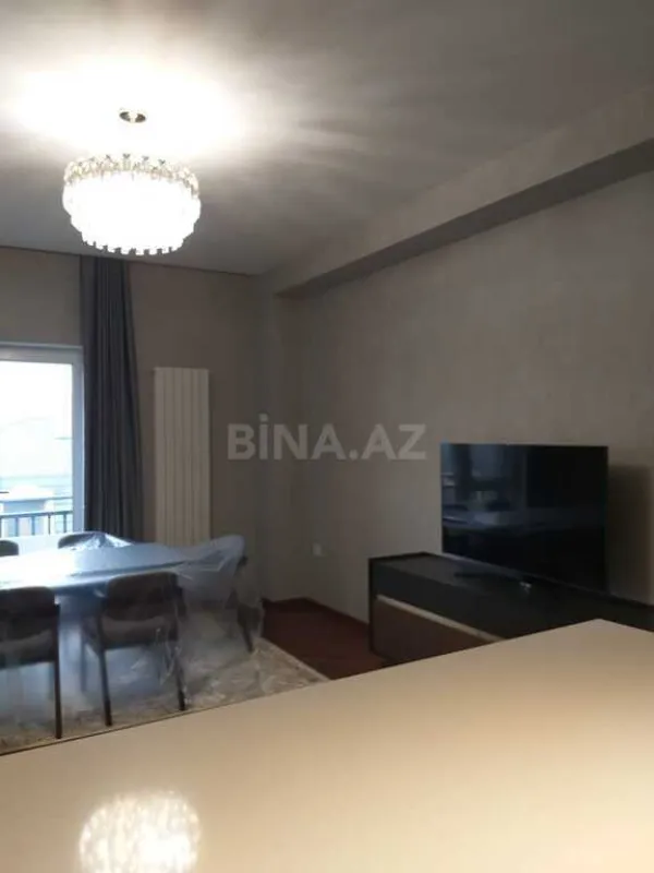 Satılır 3 otaqlı mənzil 94.5 m²