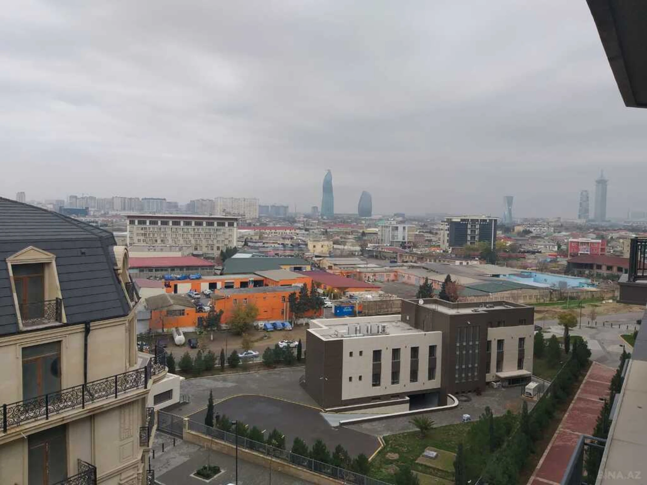 Satılır 3 otaqlı mənzil 94.5 m²