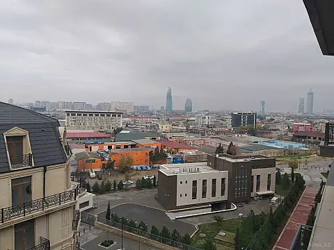 Satılır 3 otaqlı mənzil 94.5 m²