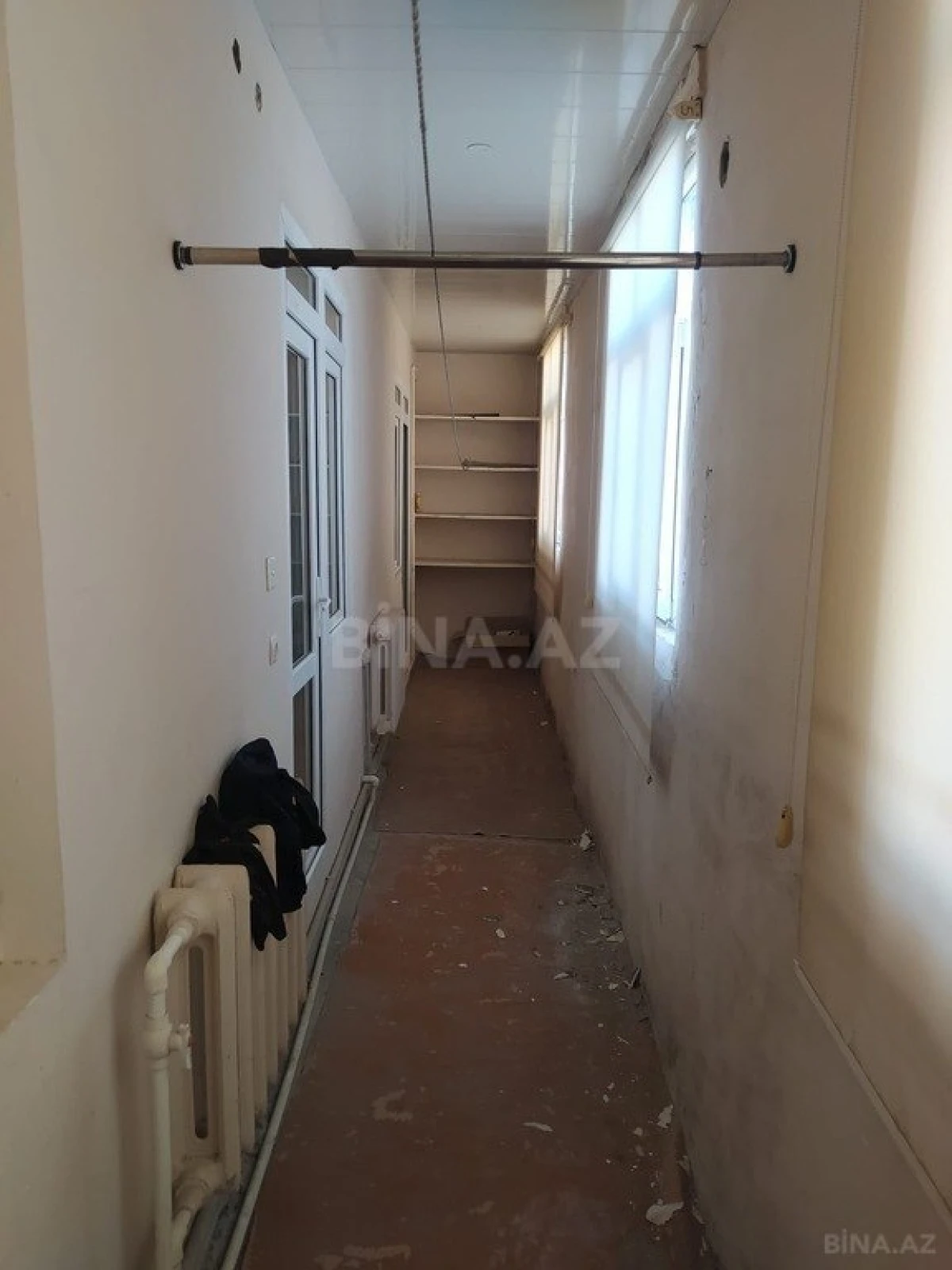 Satılır 4 otaqlı mənzil 110 m²