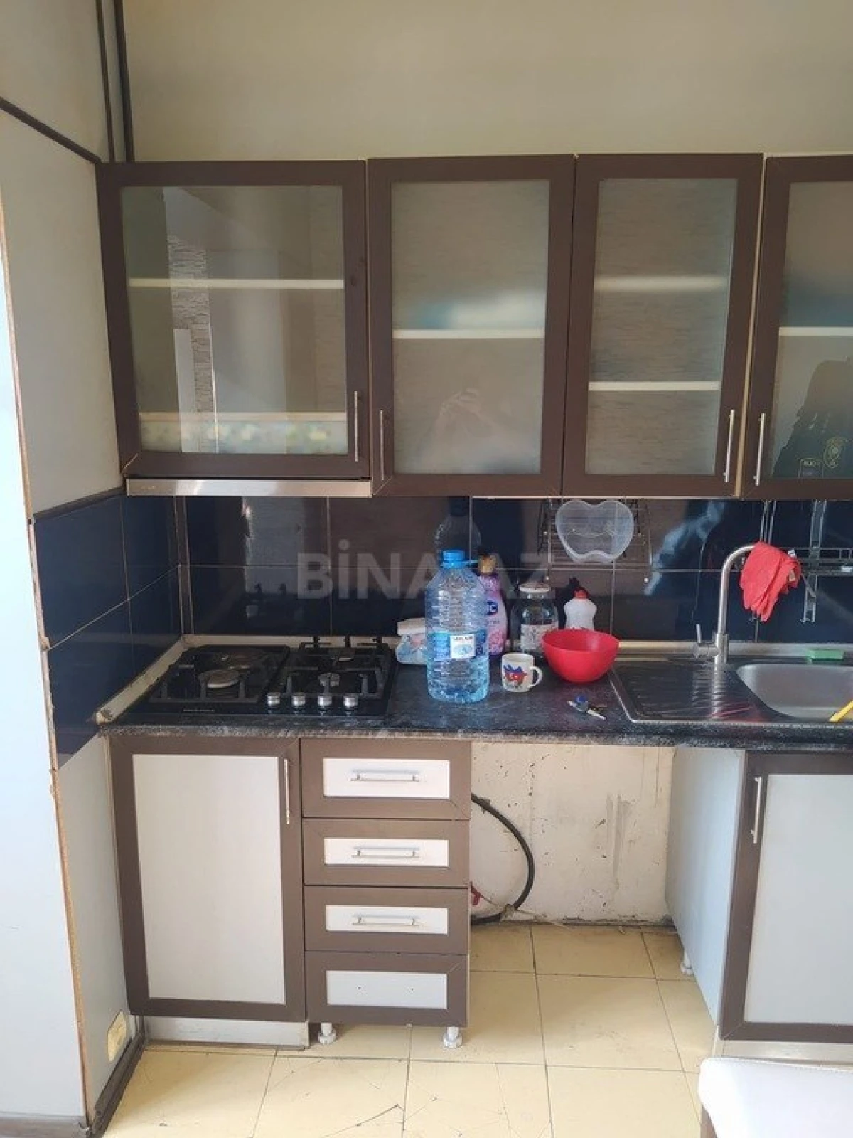 Satılır 4 otaqlı mənzil 110 m²