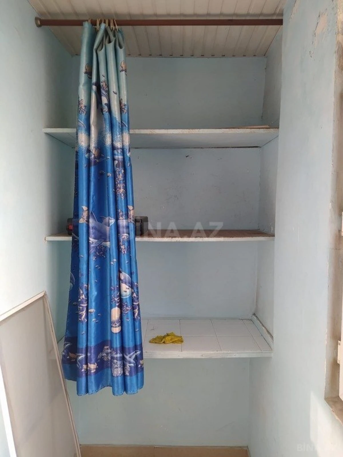 Satılır 4 otaqlı mənzil 110 m²