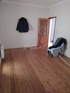 Satılır 4 otaqlı mənzil 110 m²