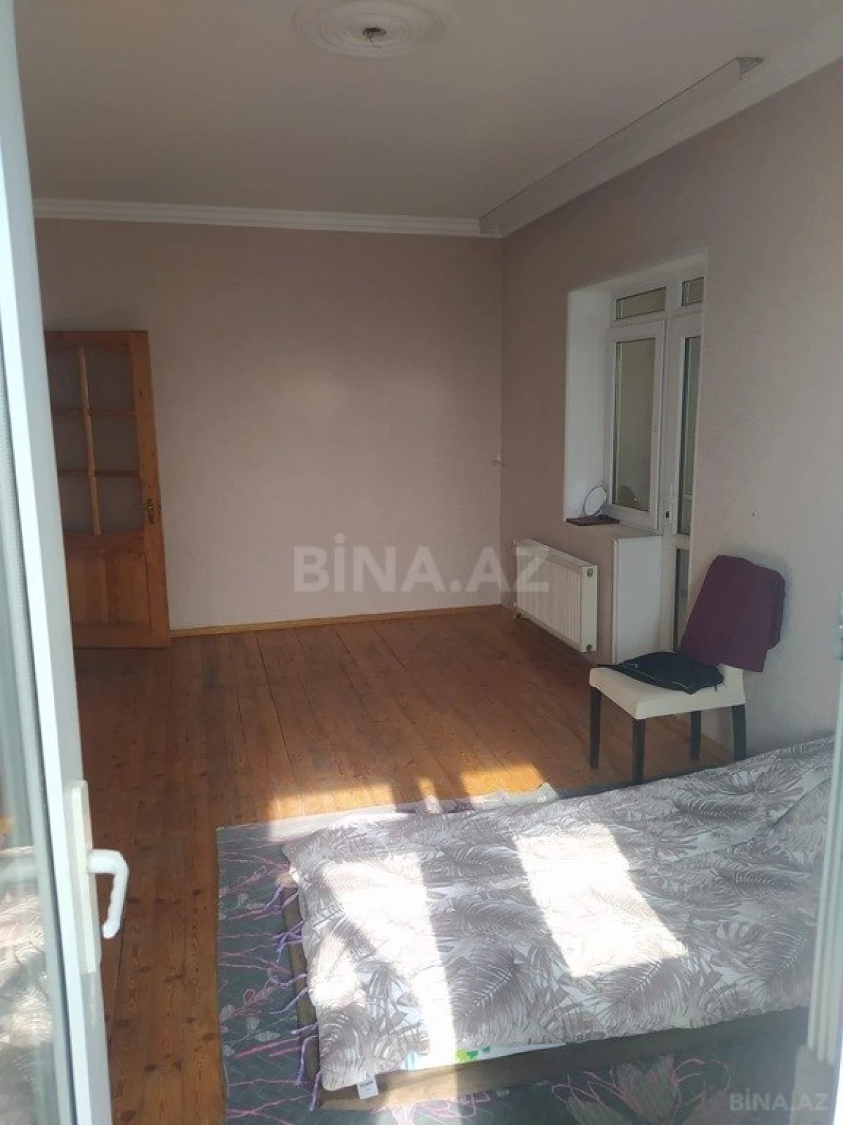 Satılır 4 otaqlı mənzil 110 m²