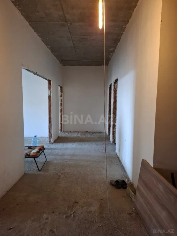 Satılır 2 otaqlı mənzil 105 m²