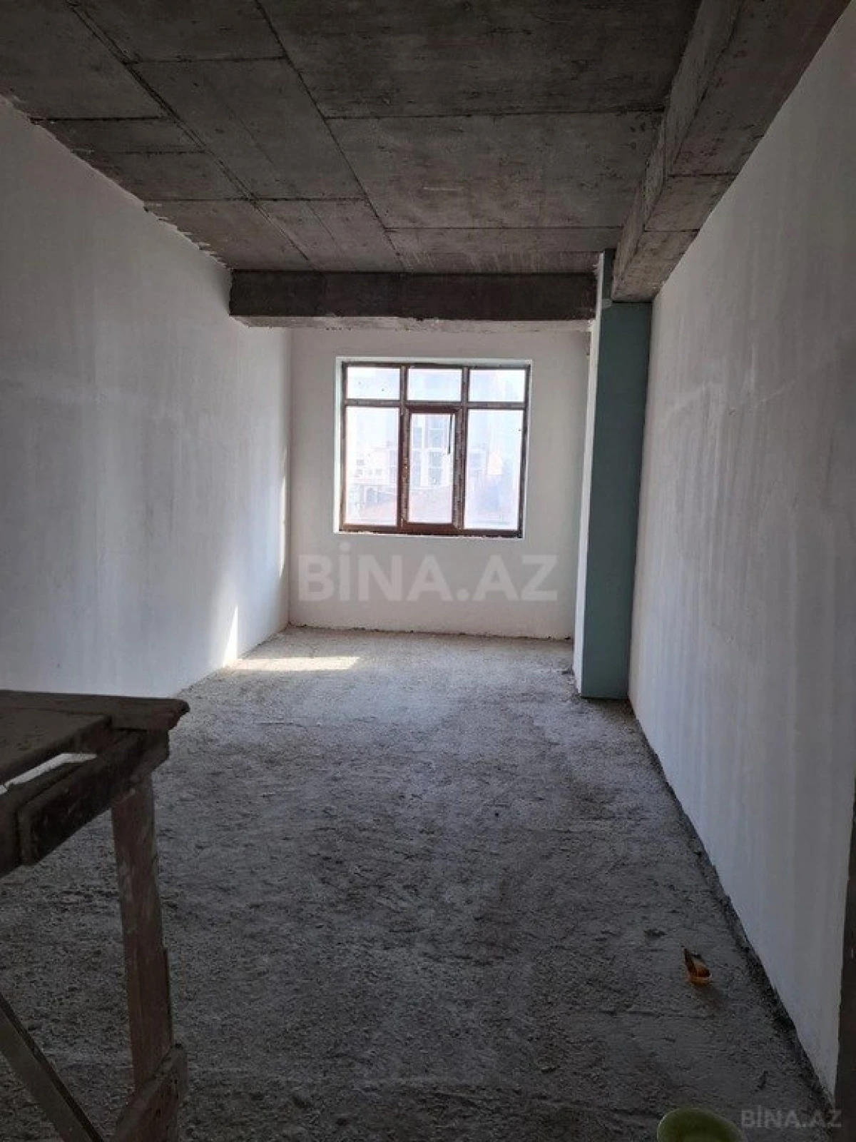 Satılır 2 otaqlı mənzil 105 m²