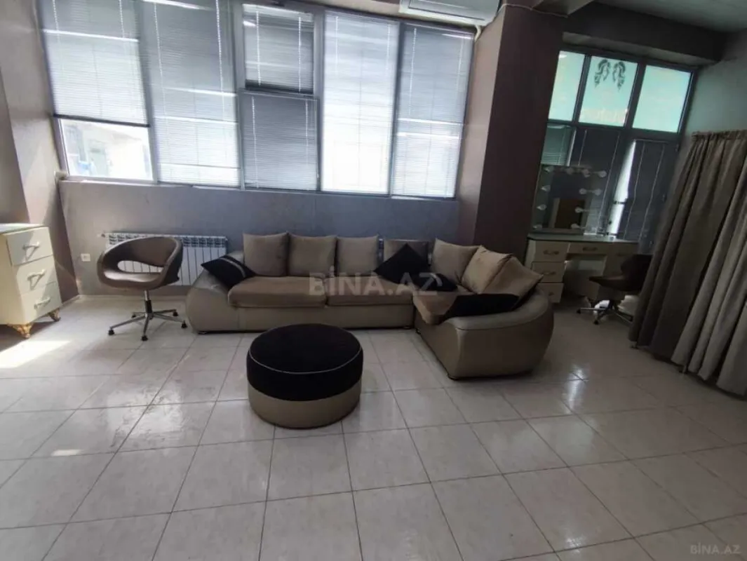 Satılır obyekt 100 m²