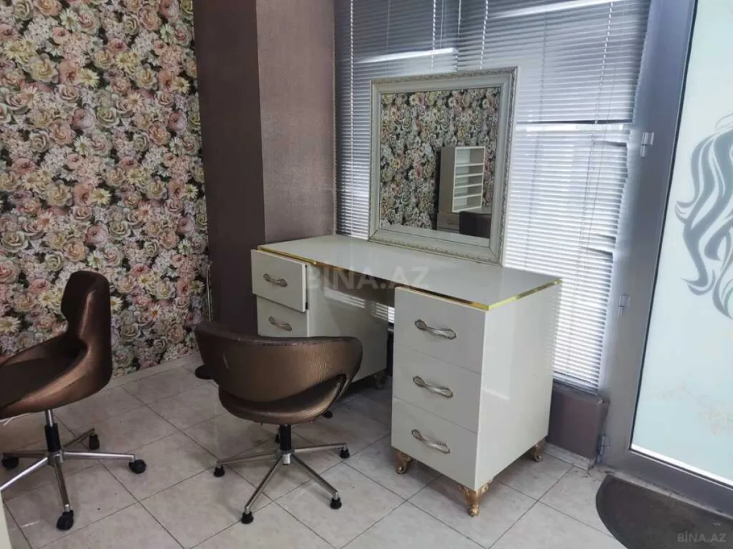 Satılır obyekt 100 m²