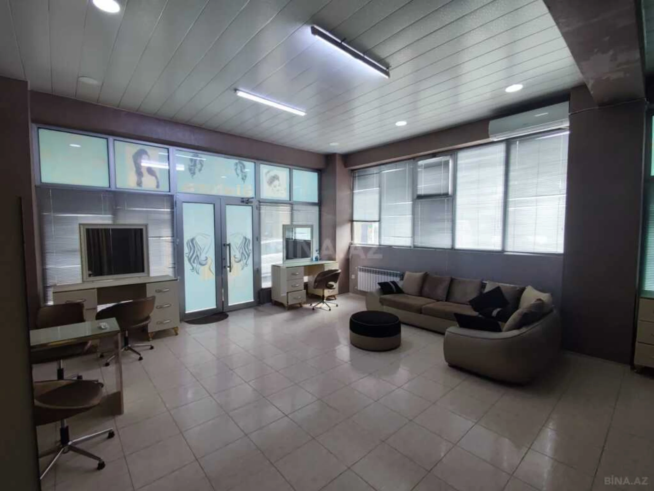 Satılır obyekt 100 m²