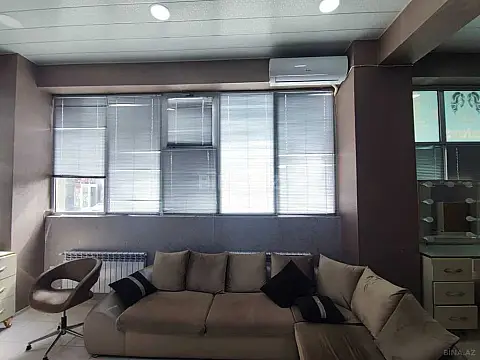 Satılır obyekt 100 m²