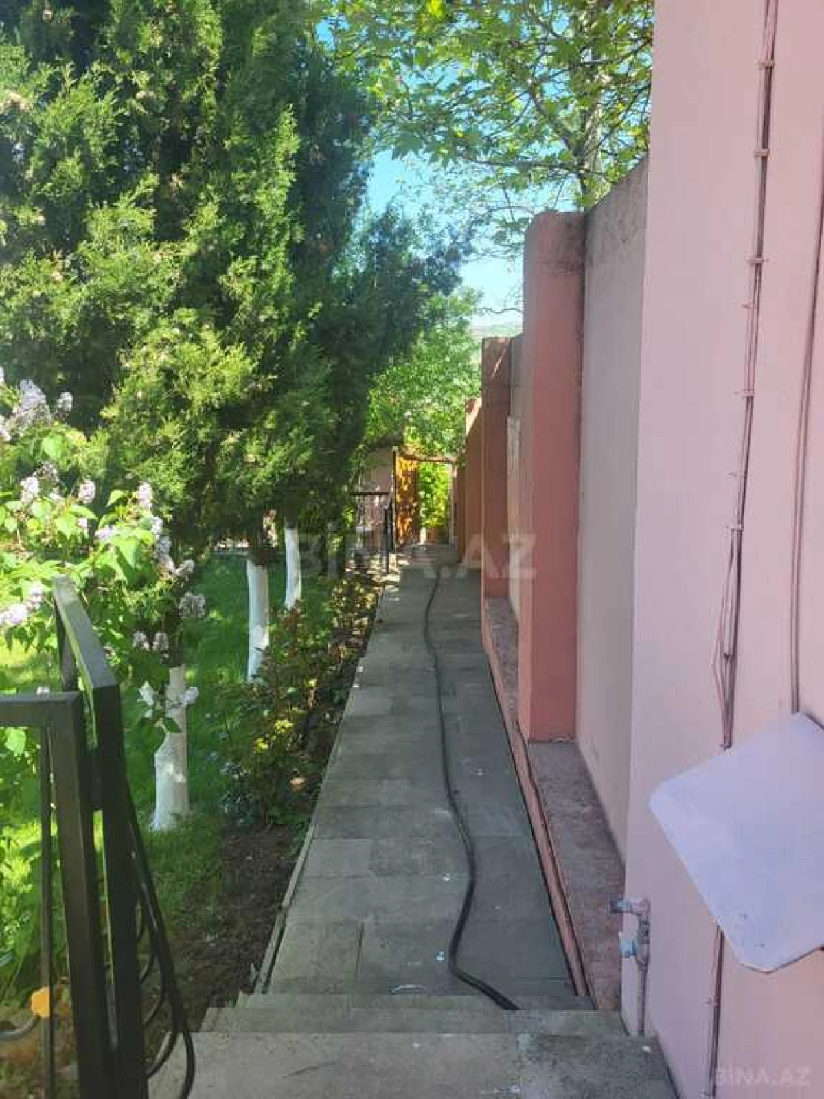 Satılır 4 otaqlı həyət evi 260 m²