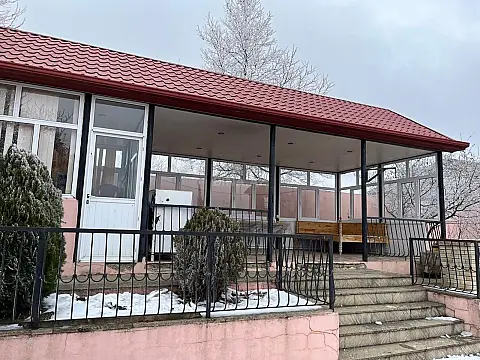 Satılır 4 otaqlı həyət evi 260 m²