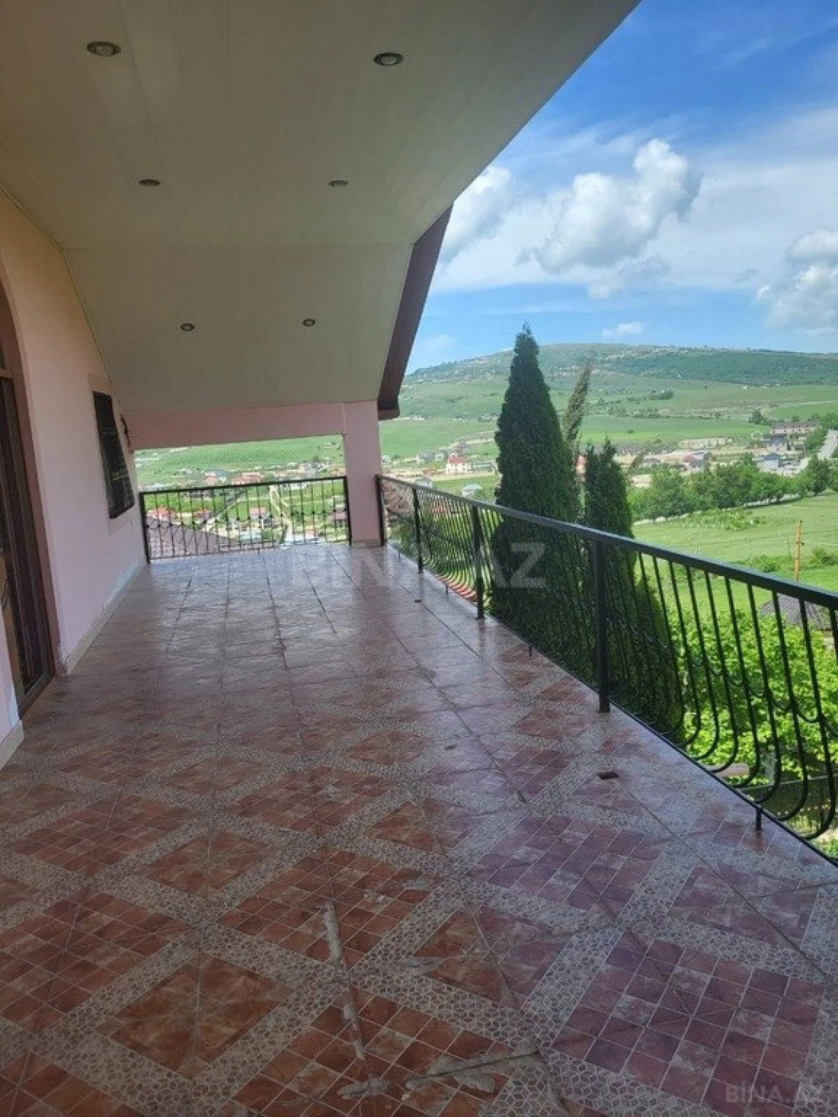 Satılır 4 otaqlı həyət evi 260 m²