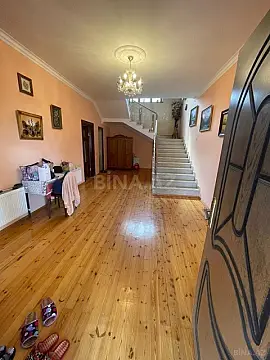 Satılır 4 otaqlı həyət evi 260 m²