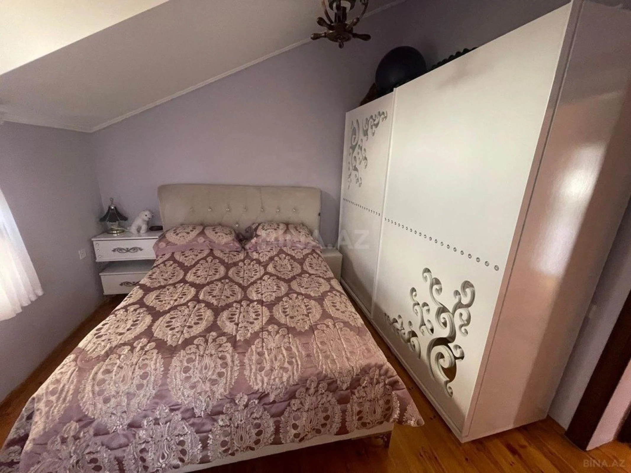 Satılır 4 otaqlı həyət evi 260 m²