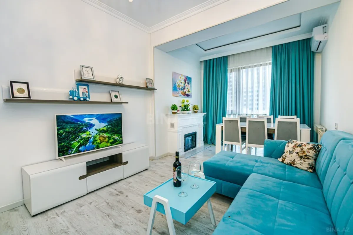 Kirayə verilir 2 otaqlı mənzil 90 m²