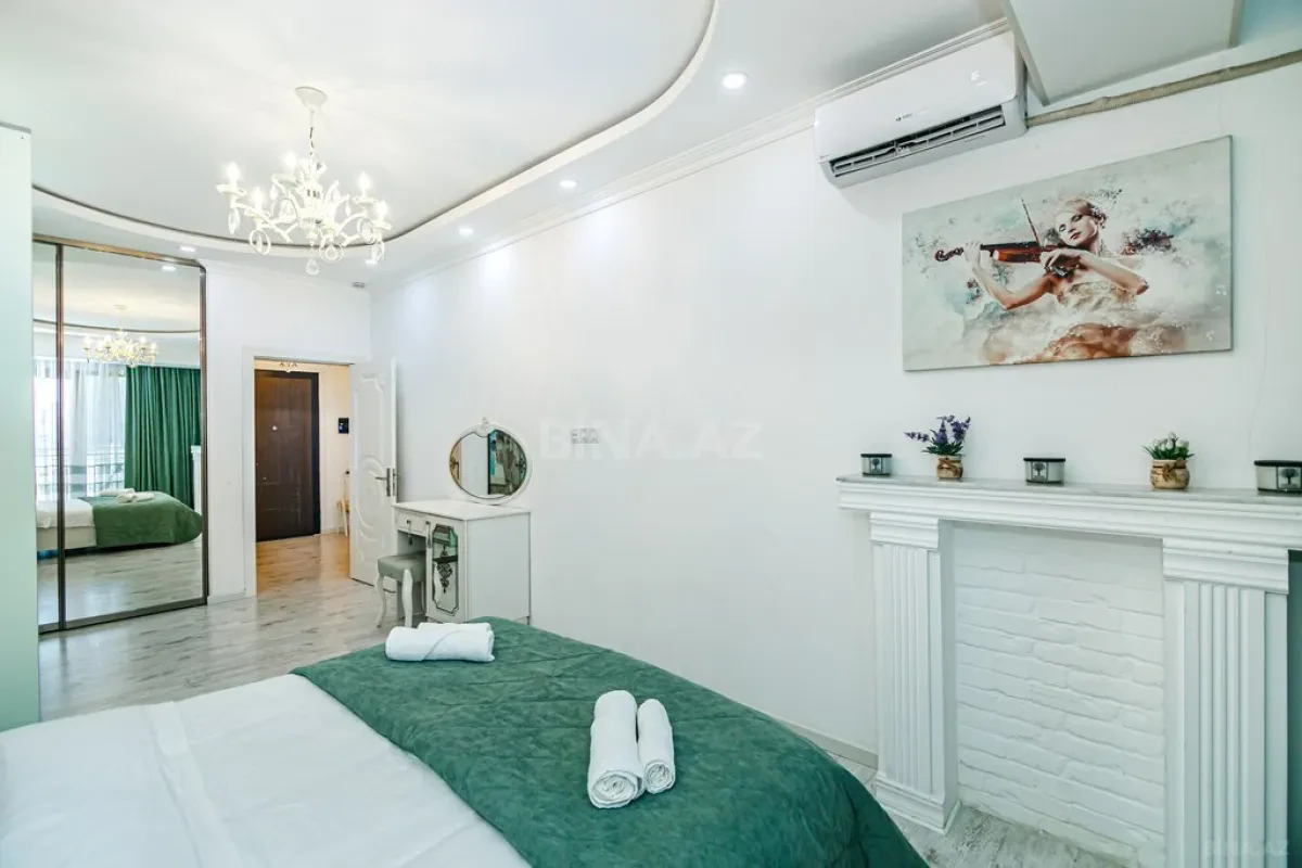 Kirayə verilir 2 otaqlı mənzil 90 m²