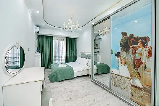 Kirayə verilir 2 otaqlı mənzil 90 m²