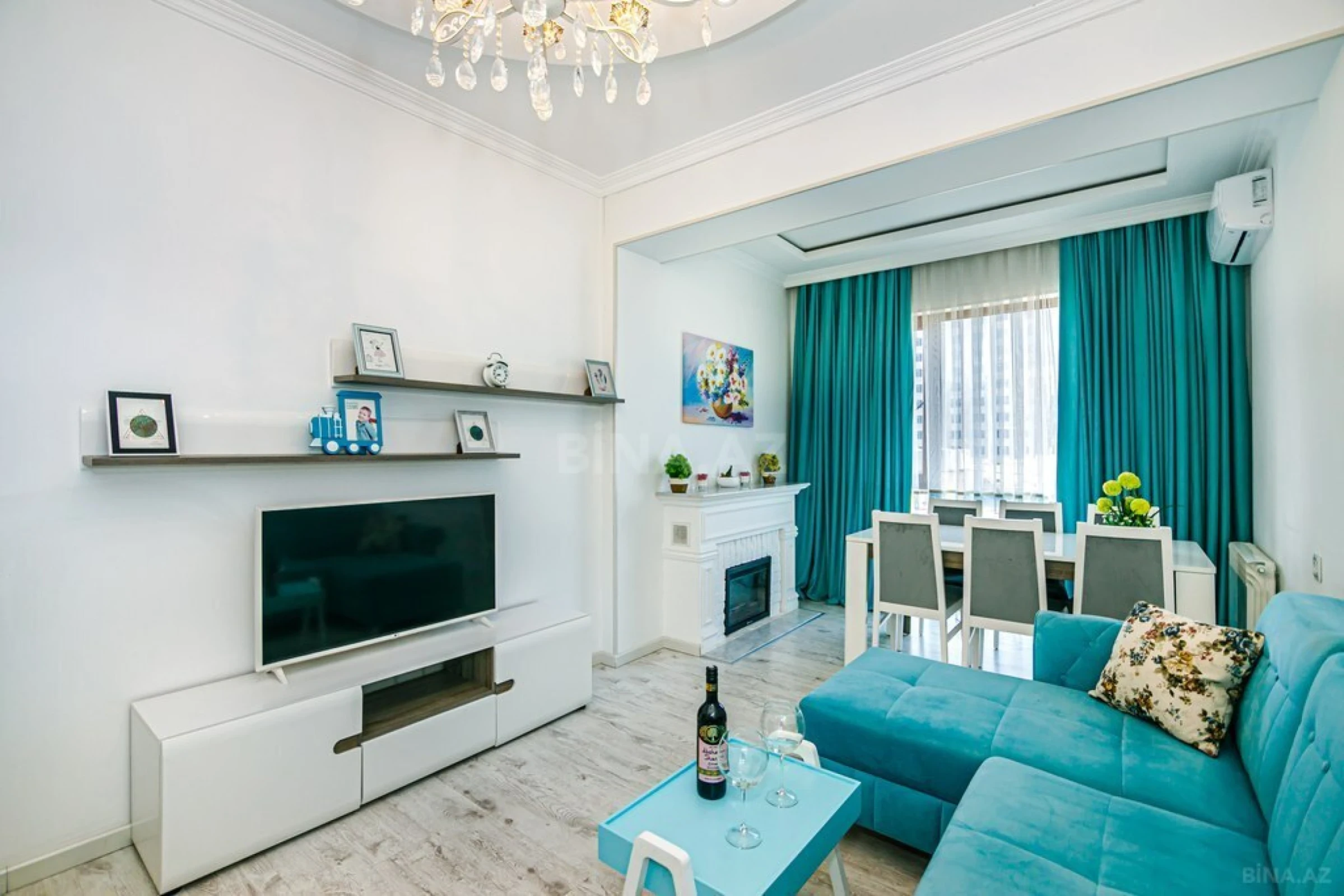 Kirayə verilir 2 otaqlı mənzil 90 m²