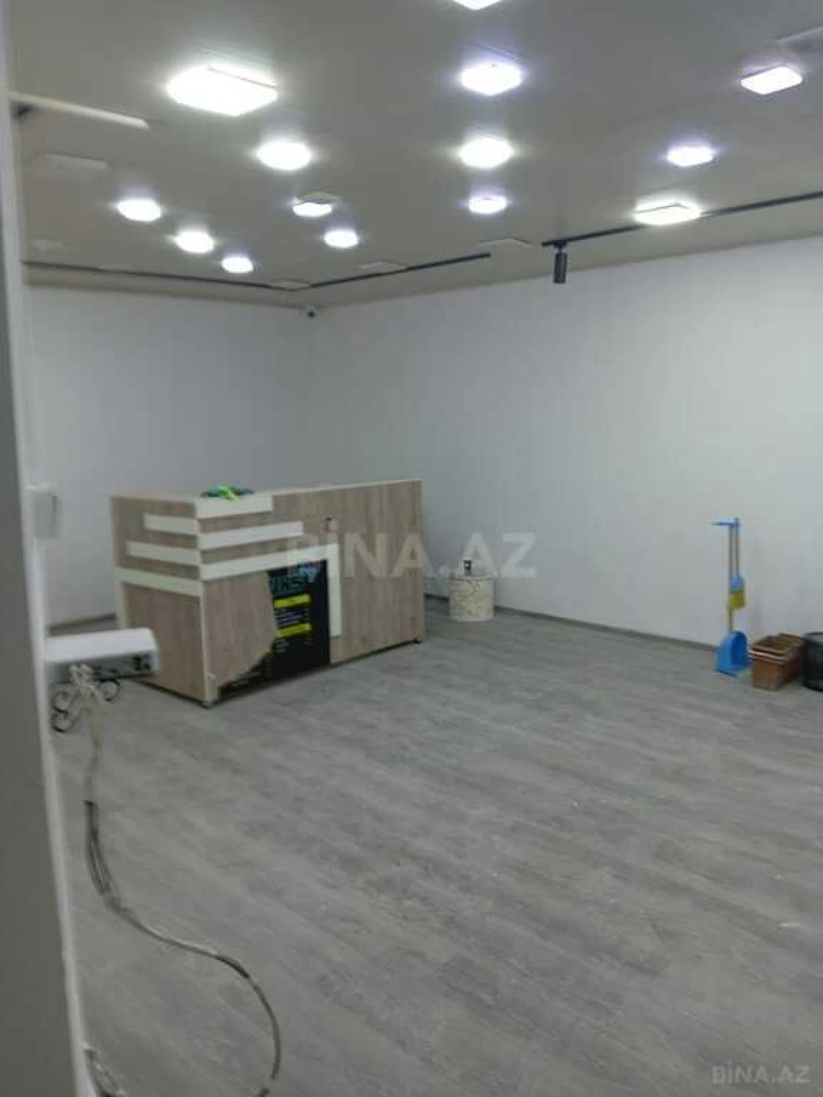 Satılır obyekt 54 m²