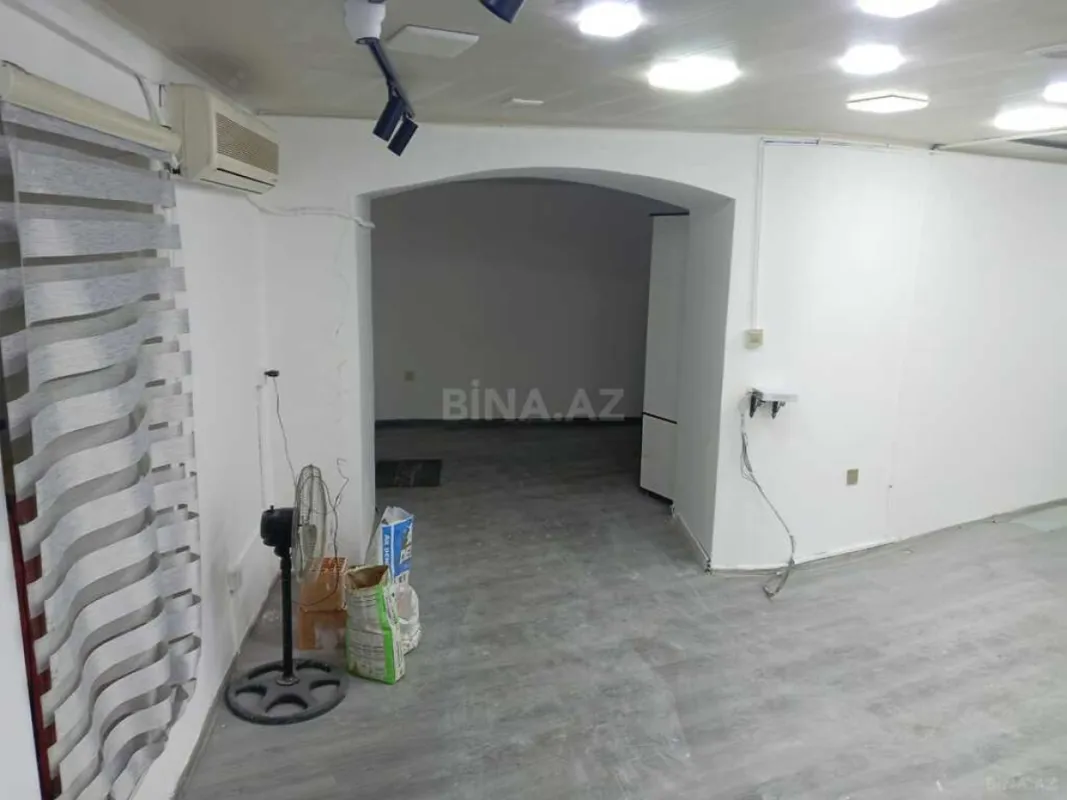 Satılır obyekt 54 m²