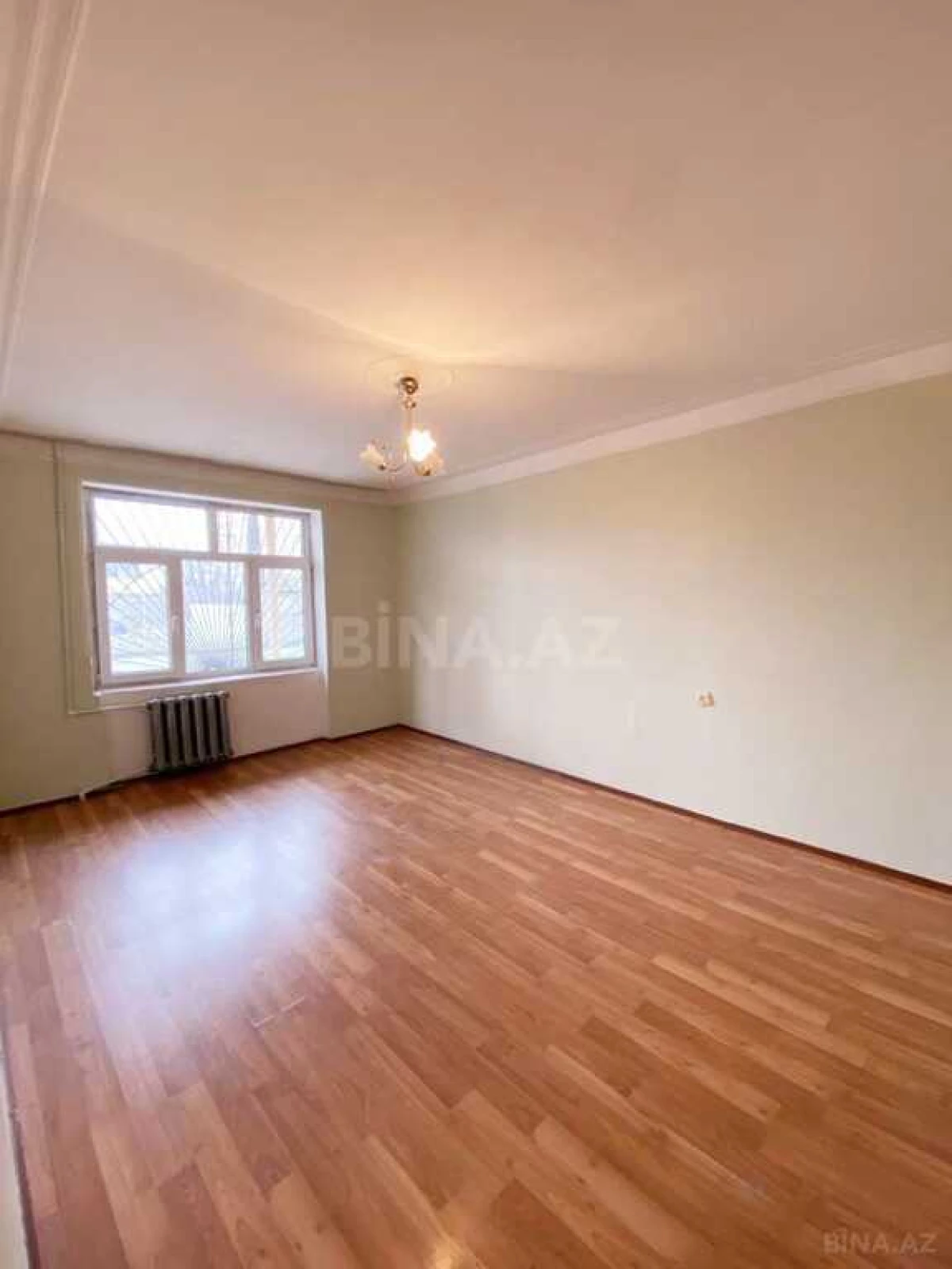 Satılır 3 otaqlı mənzil 70 m²