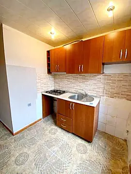 Satılır 3 otaqlı mənzil 70 m²