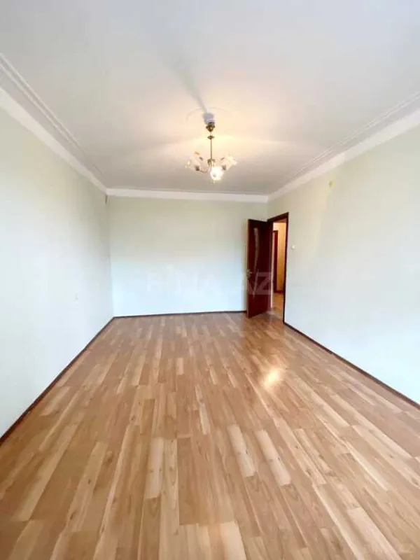 Satılır 3 otaqlı mənzil 70 m²