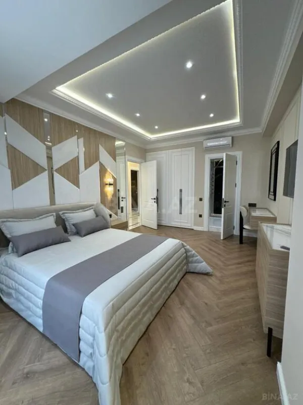 Satılır 4 otaqlı mənzil 170 m²