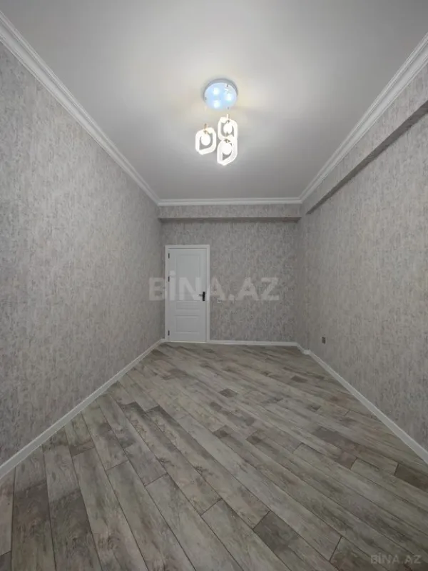 Satılır 3 otaqlı mənzil 108 m²